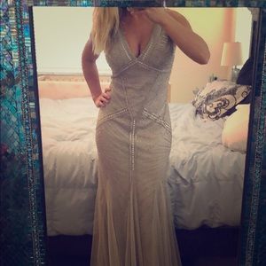 Aidan Mattox Formal Gown - US 4